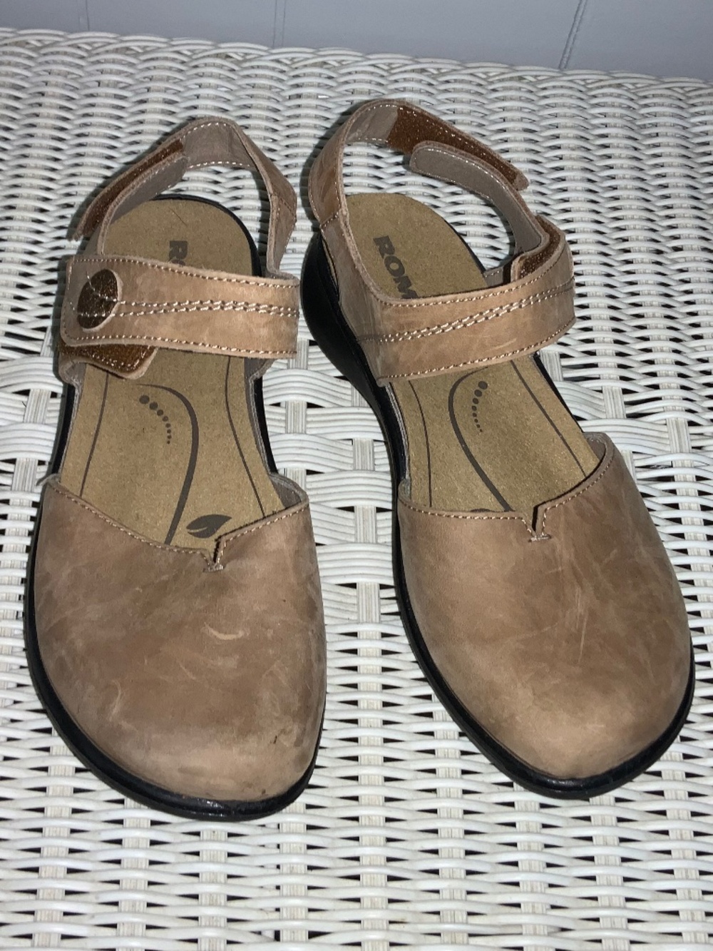Romika Ibiza 77 leather Clog Sandal camel/brown Sz eur 37 closed toe Mary Jane